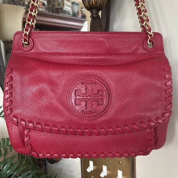 Tory Burch Genuine Leather Red Saddle Bag Gold Tone Chain Woven Shoulder Purse - Picture 2 of 16